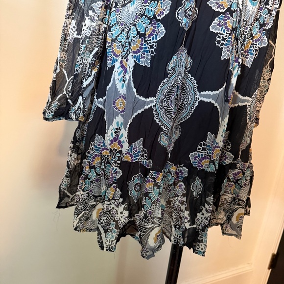 Xhileration Black Patterned Sheer Overlay Boho Dress - Picture 5 of 7